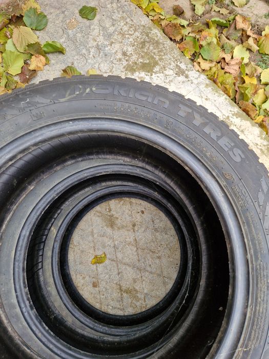 3 anvelope Nokian iarna 205 55 16