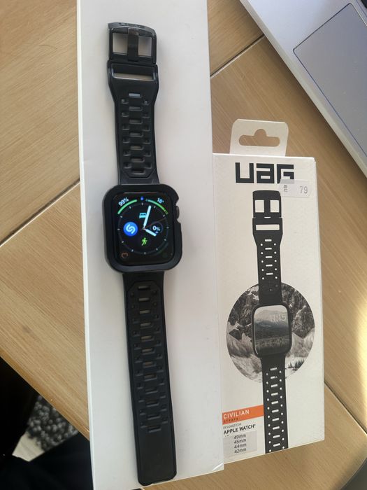 Apple Watch SE 44