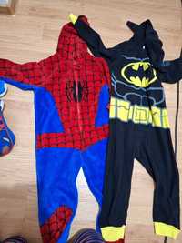 Costum Batman și Spiderman