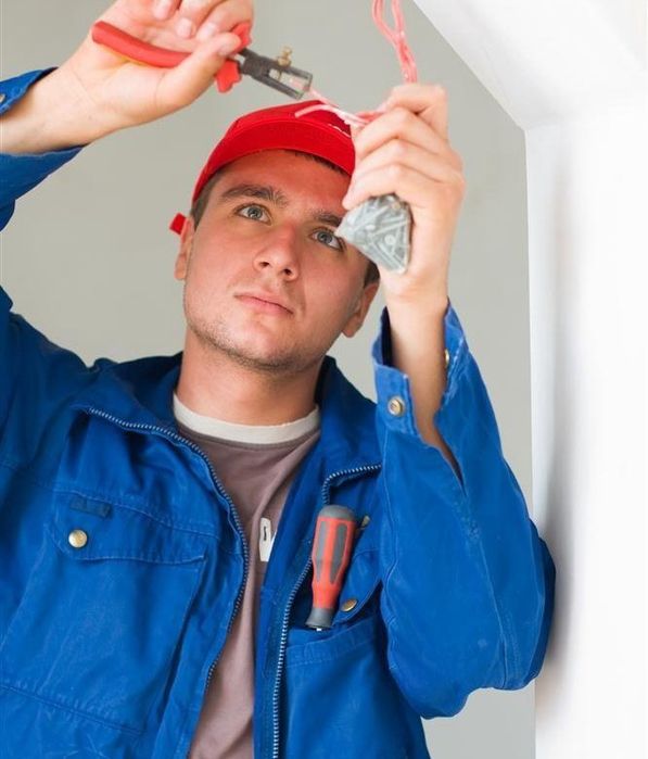 Электрик в Усть-Каменогорске — экстренные выезды, восстановление элект