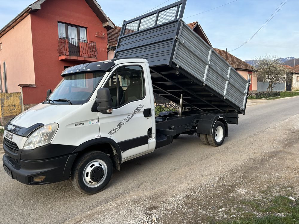 Iveco daily 35c15 basculabil pe cutie