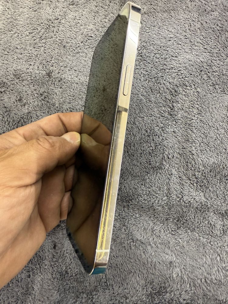 Iphone 13 pro max 128 GB бял