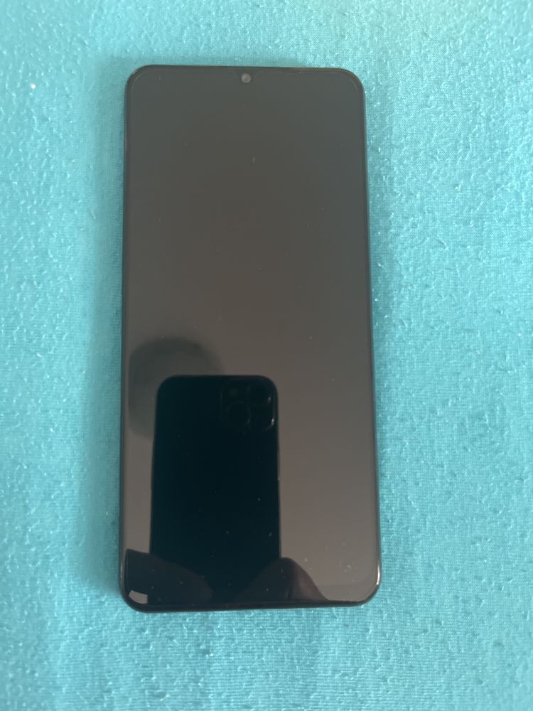 Realme C51 телефон
