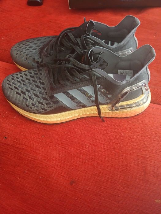 Маратонки adidas
