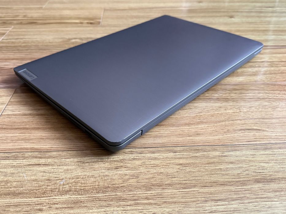 15.6 Lenovo 3`Ryzen 5-5500U/12GB RAM/512GB SSD/Full HD IPS 300 nits