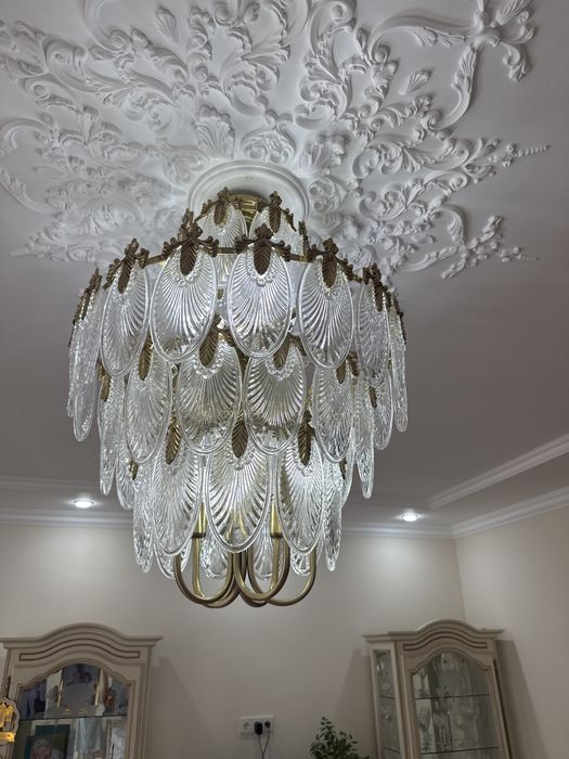 Люстру продаю в отличном состоянии