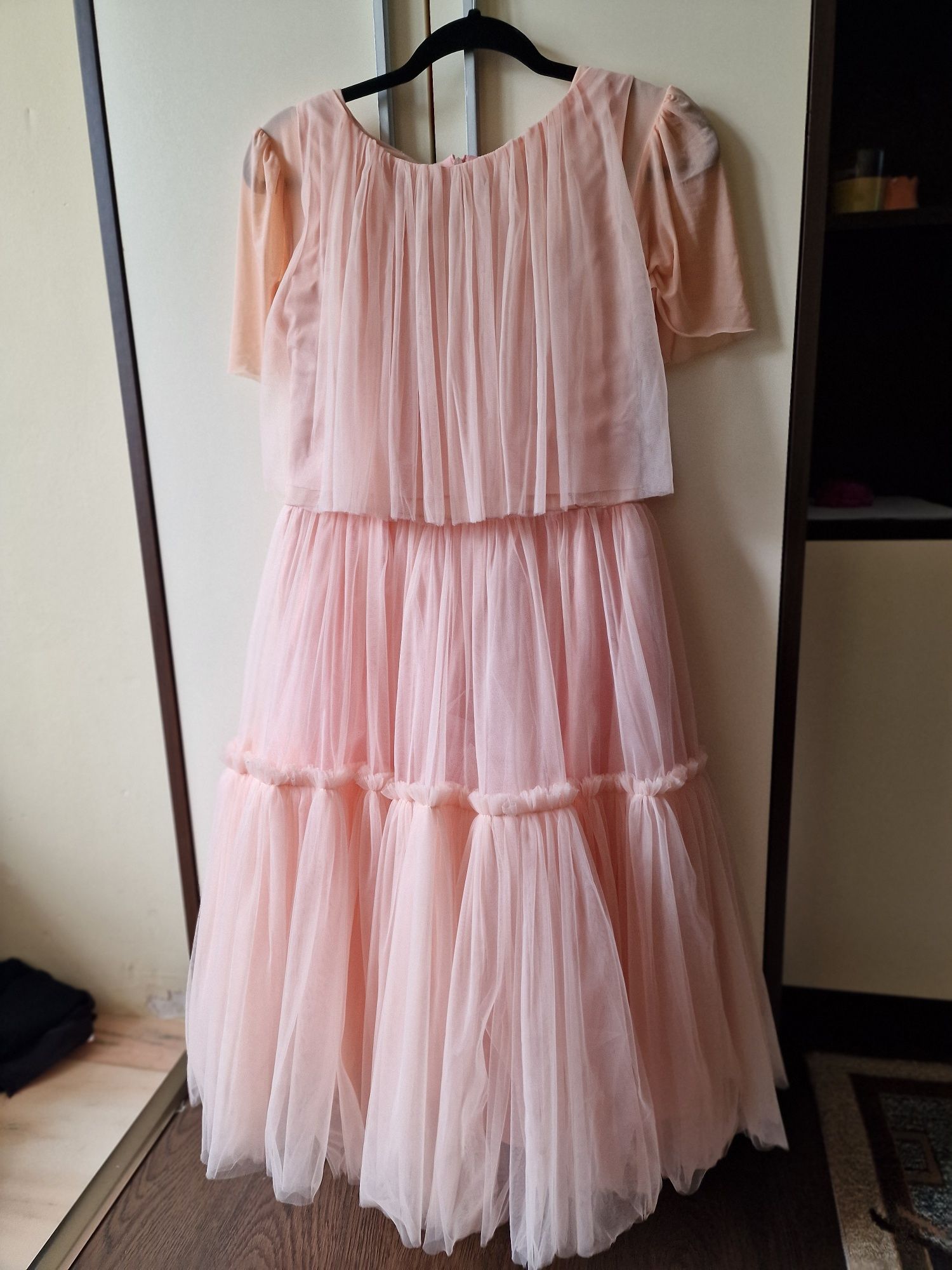Rochie damă cu tull