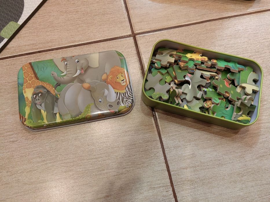 Пъзели в метална кутия КАТО НОВИ!!!