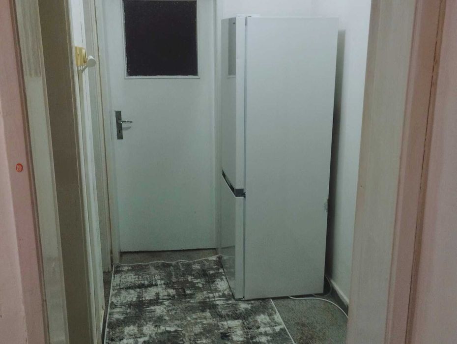 Дава се под наем Тристаен апартамент в София, Люлин 1 - 130 кв.м за 561 € - Снимка #2