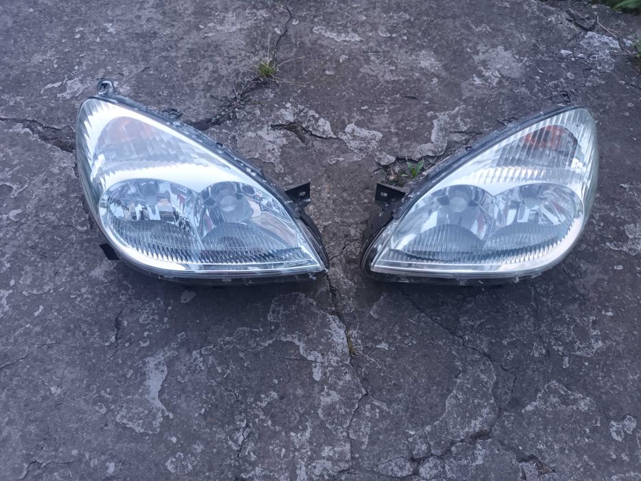 ляв и десен ксенон фар за ситроен ц5 01-05 I CITROEN C5 I 2001 - 2005