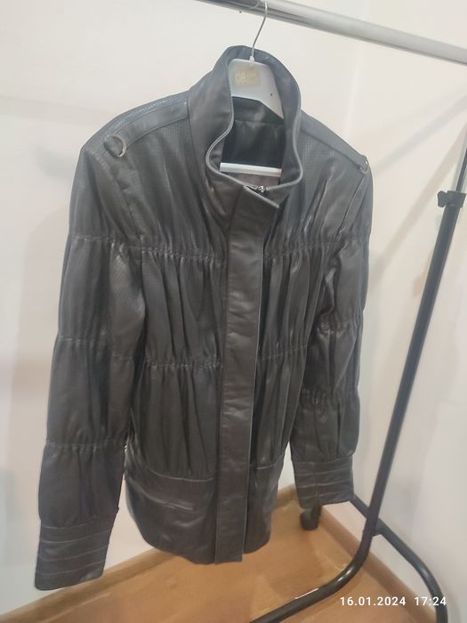 Дамско  кожено яке!