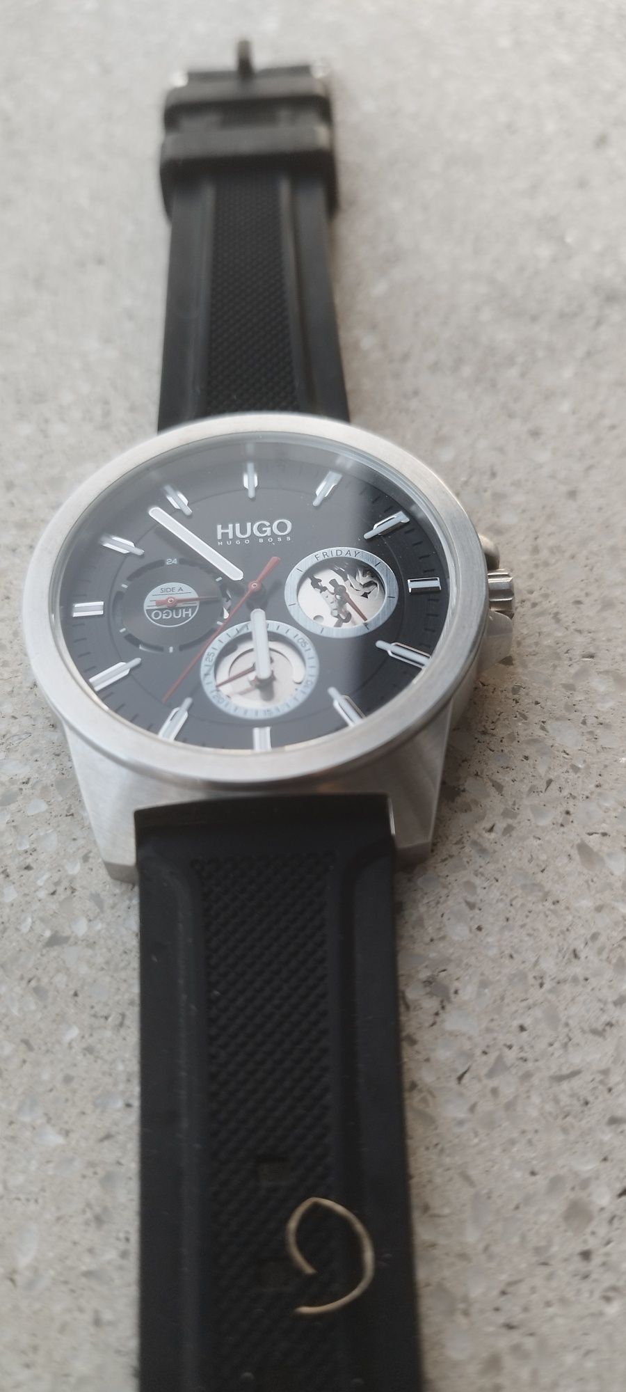 Часовник HUGO BOSS