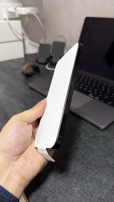 iPhone 16 Pro Max Black 256GB New 2 imei reg opisaniya o’qila