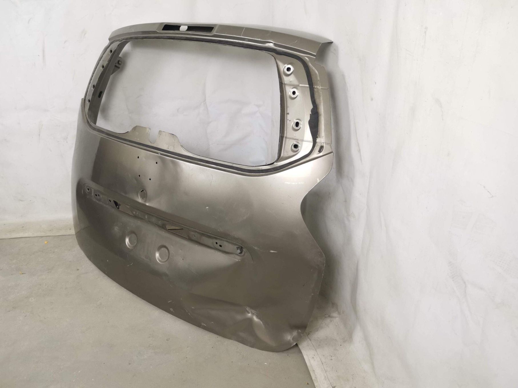 Haion Capota Portbagaj Dacia  Lodgy 1 2013 2014 2015 2016 2017 2018 20