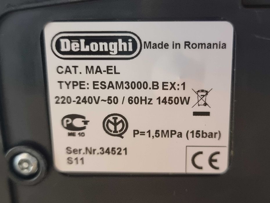 Aparat de facut cafea, espressor DeLonghi esam 3000 ca nou