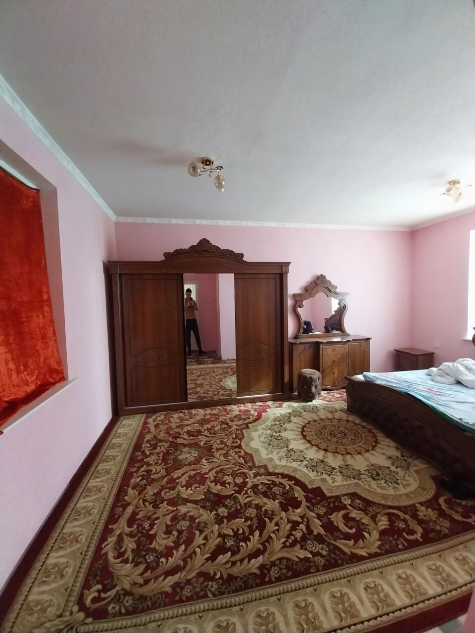 Uy sotiladi Участка срочно продаётся