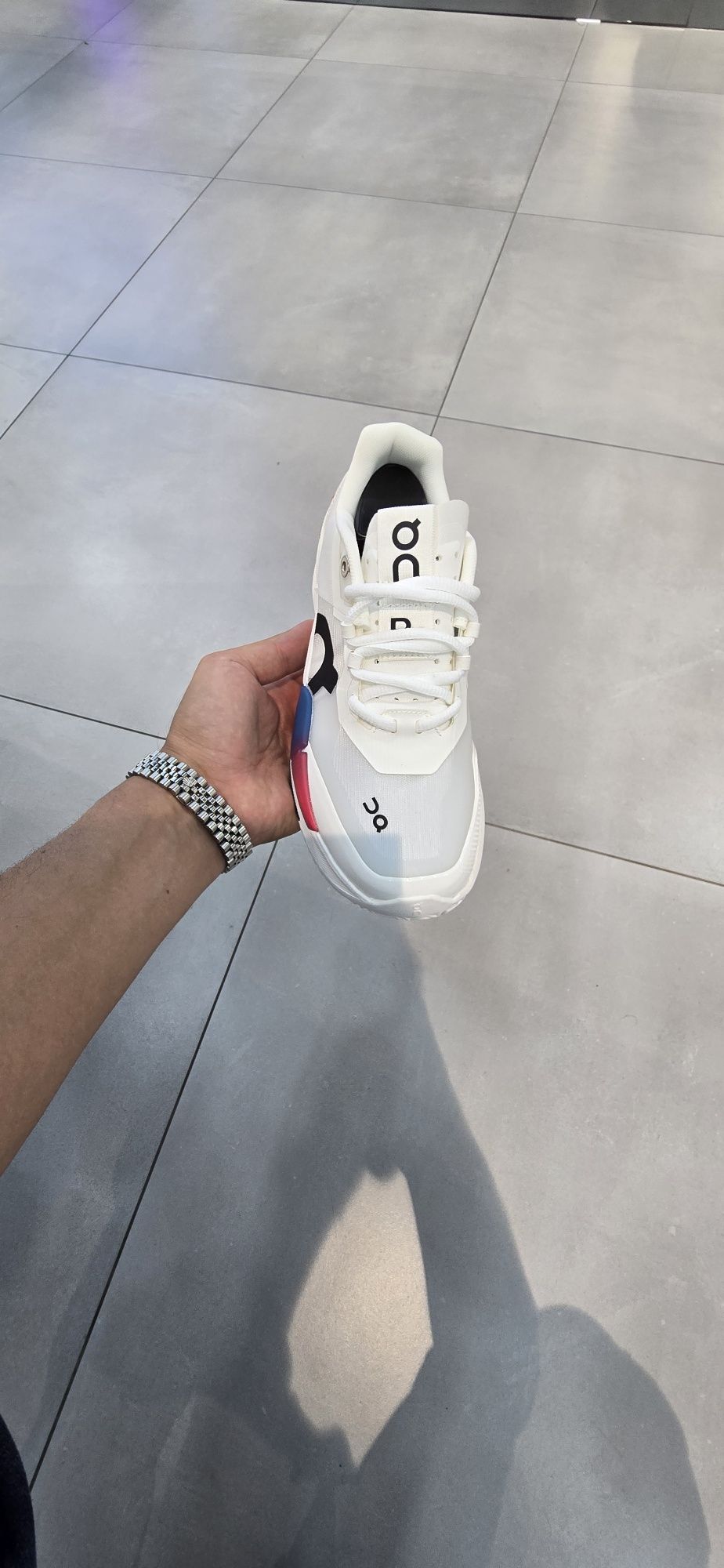 On Claud Roger Pro2