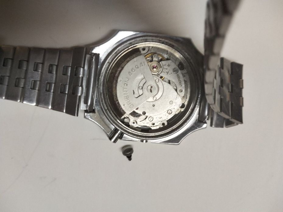 Часы ORIENT фреза не рабочии.