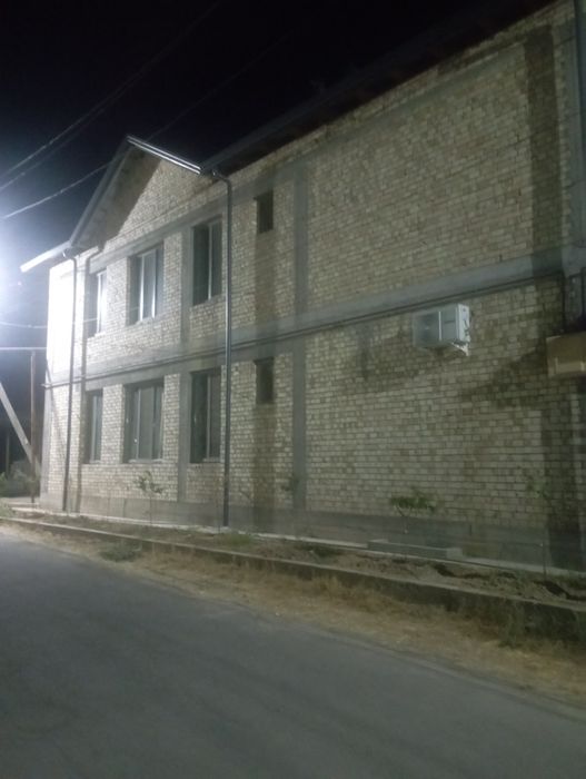 Уч кахрамонда участка сотилади!