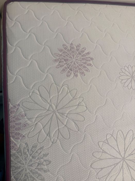 Матрас на кровать  200*200