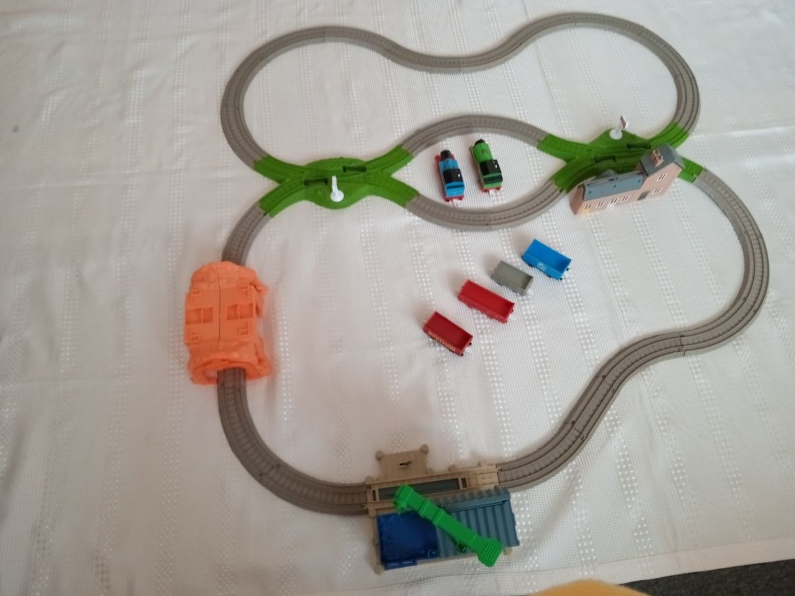 Thomas & Friends Tomy , traseu , 2 trenuri , doc Brandam