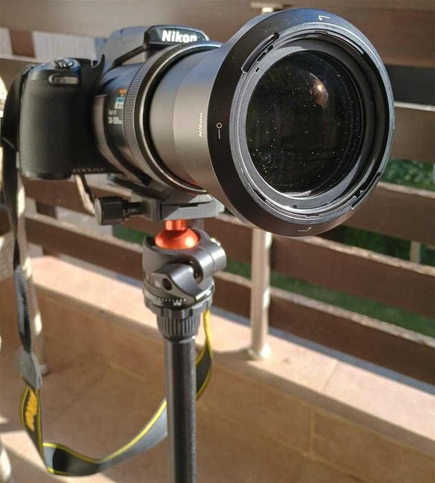 Фотоапарат NIKON P1000 16 MP,  125X zoom, 24-3000 mm, 4к видео