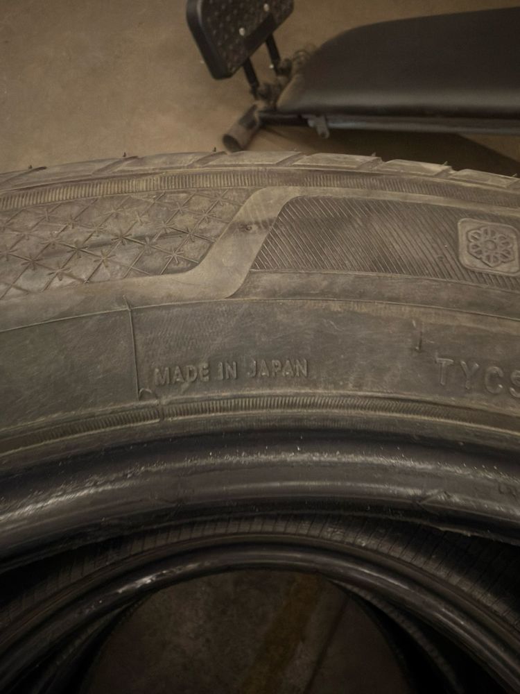 Toyo Celsius SUV 275/50/20 4бр - всесезонни - 5.5-6мм грайфер