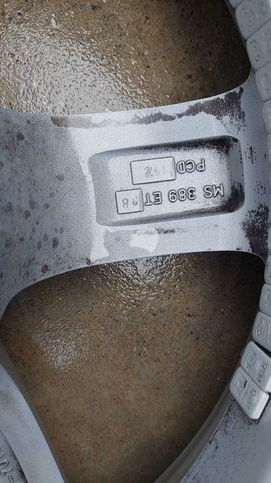 Гуми с джанти 225/55R16 за Mercedes-Benz