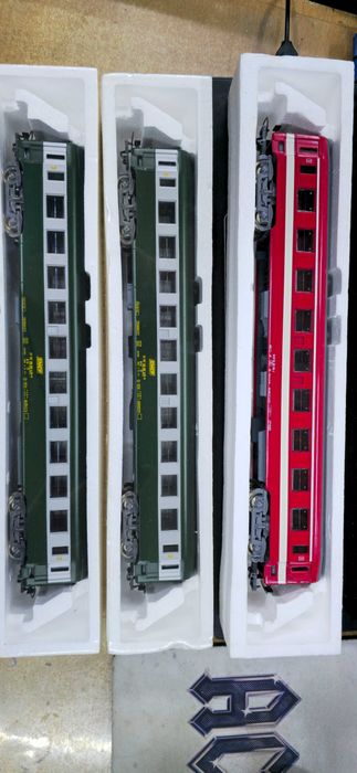Set 3 vagoane tren Jouef H0 originale – UIC 1° și 2° Made in France