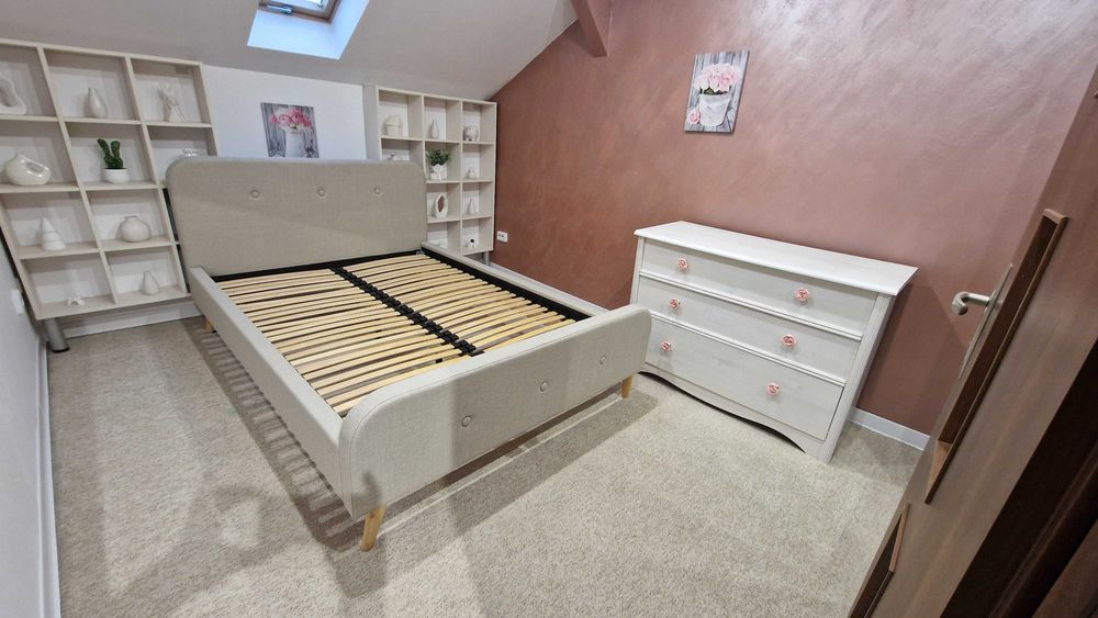 Inchiriez apartament