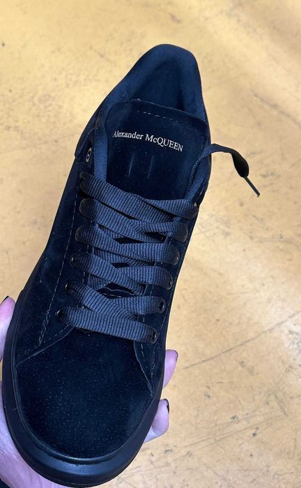 Adidasi din catifea negri McQueen dama si barbati