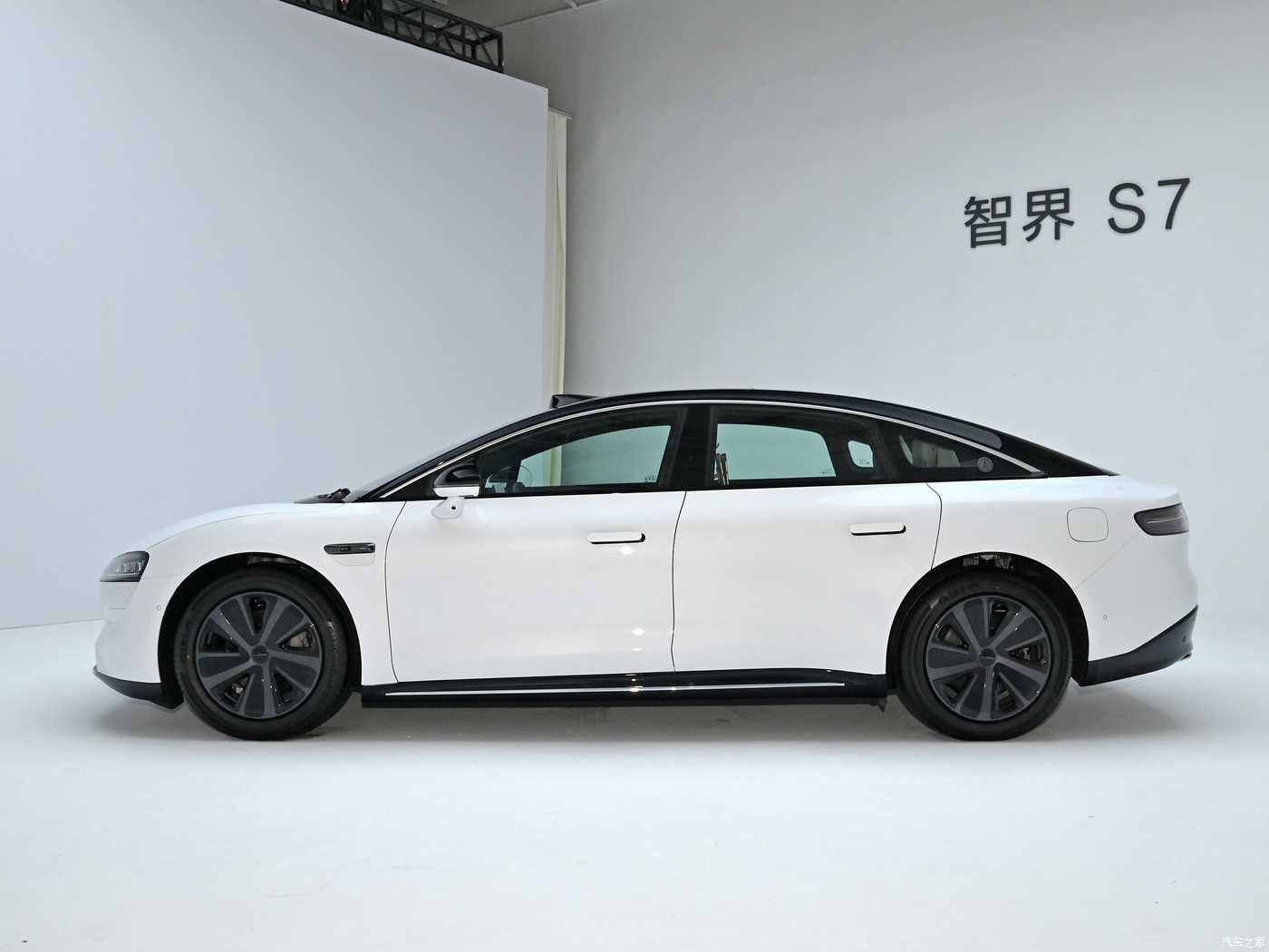 Huawei Luxeed S7 EV под заказ в быстрые сроки