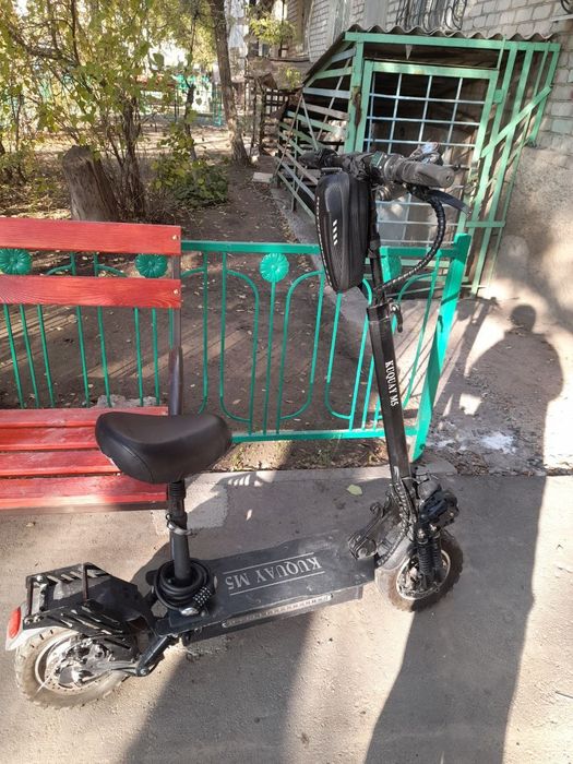 Электронный Kugoo M5