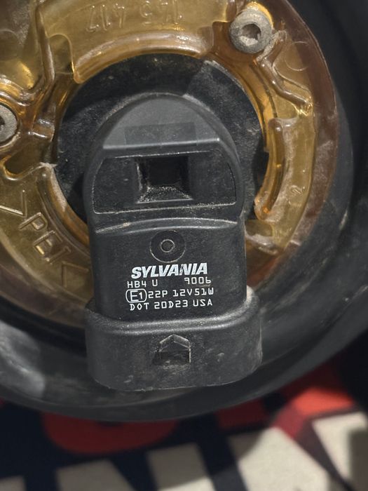 E36 фарове HELLA