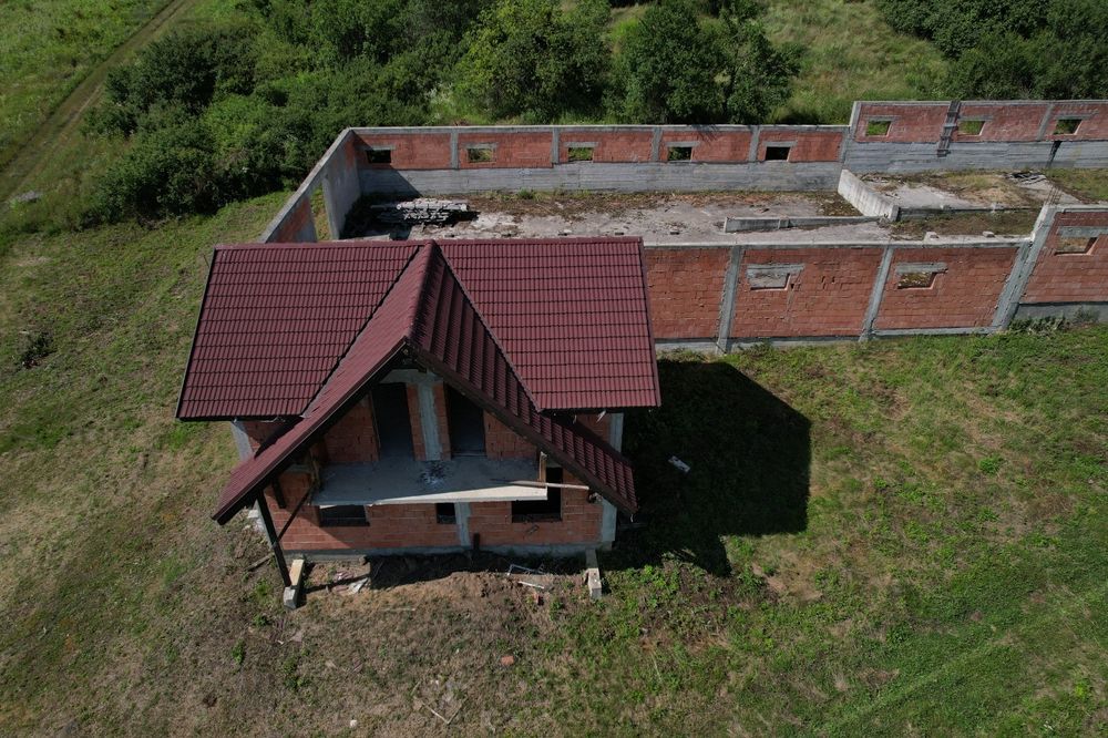 Hale casa depozit vând sau schimb cu apartament sau teren în Zalău