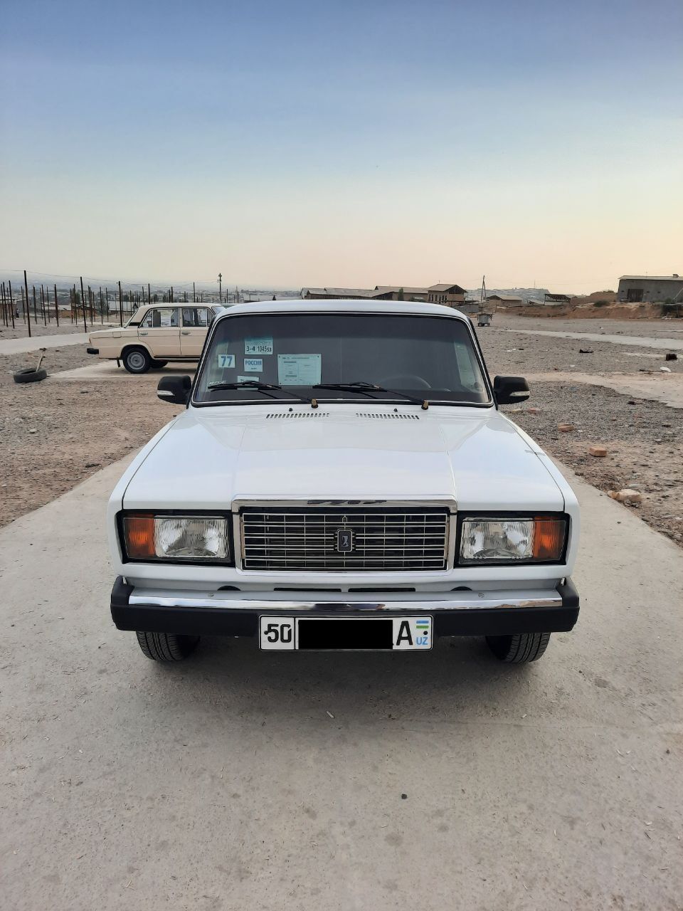 Vaz 2107 sotiladi