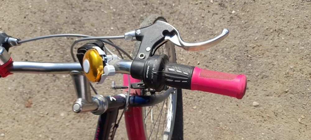 Bicicleta pentru fete