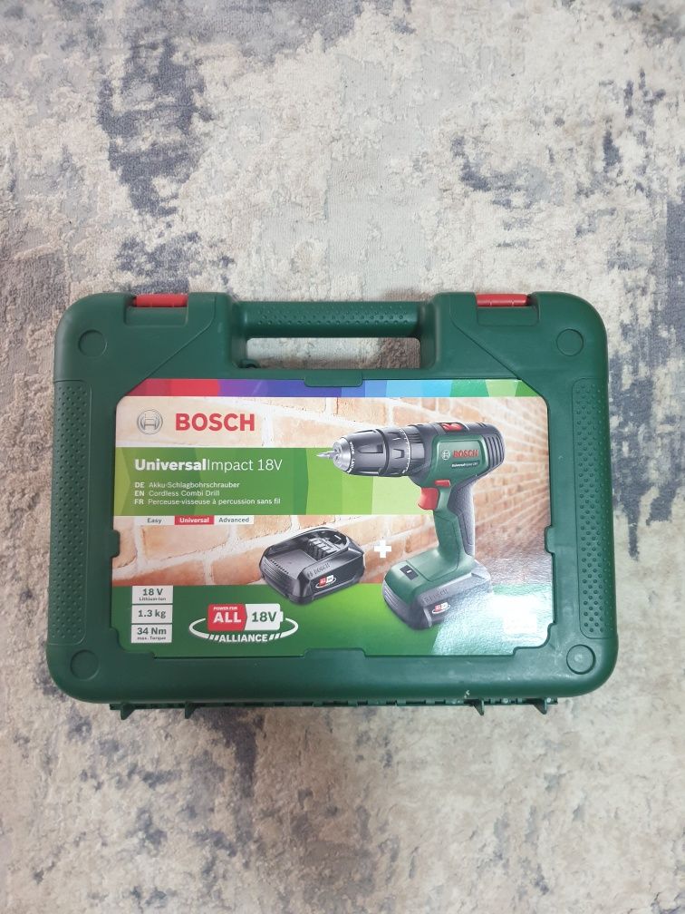 Bosch Universal Impact 18V 2 baterii Noua