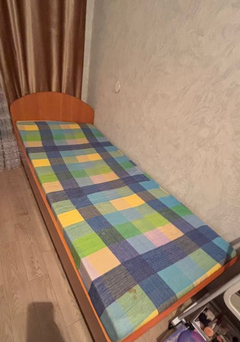 Срочно Продам кровать связи переездом                               .