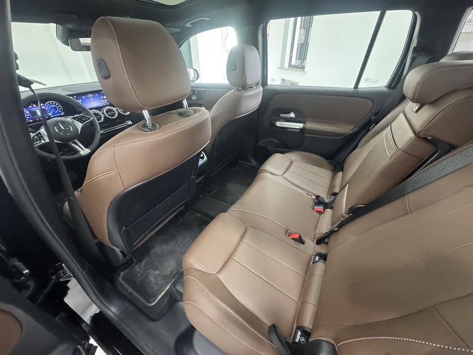 Mercedes-Benz EQB 260
