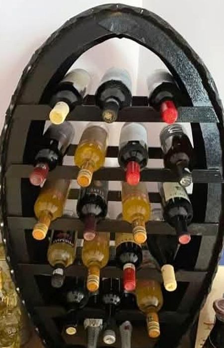 Suport de sticle de vin din lemn, mare (20 sticle )