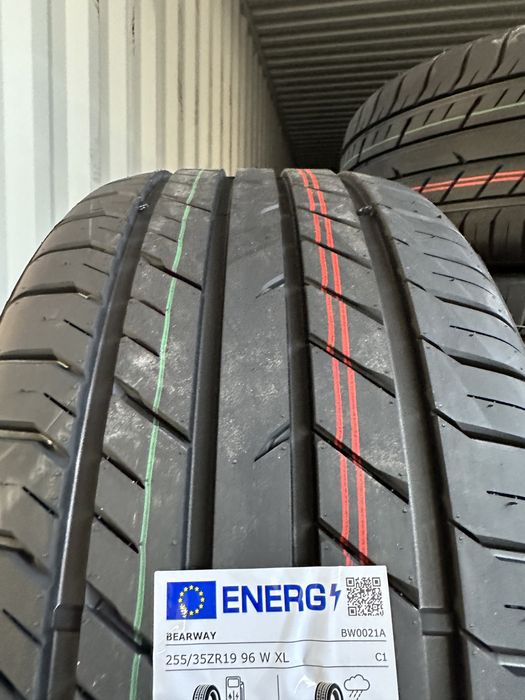 Летен Спорт Пакет Bearway 255/35R19 285/30R19  2553519  2853019