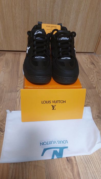 Продавам обувки Louis Vitton Skates