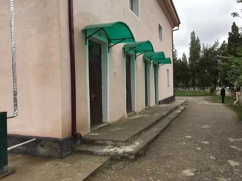 нотурар бино срочно сотилади