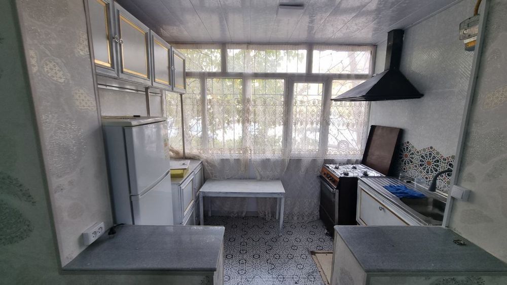 Арендага 2 хона 1 этаж Вокзалда жойлашган.Агентство