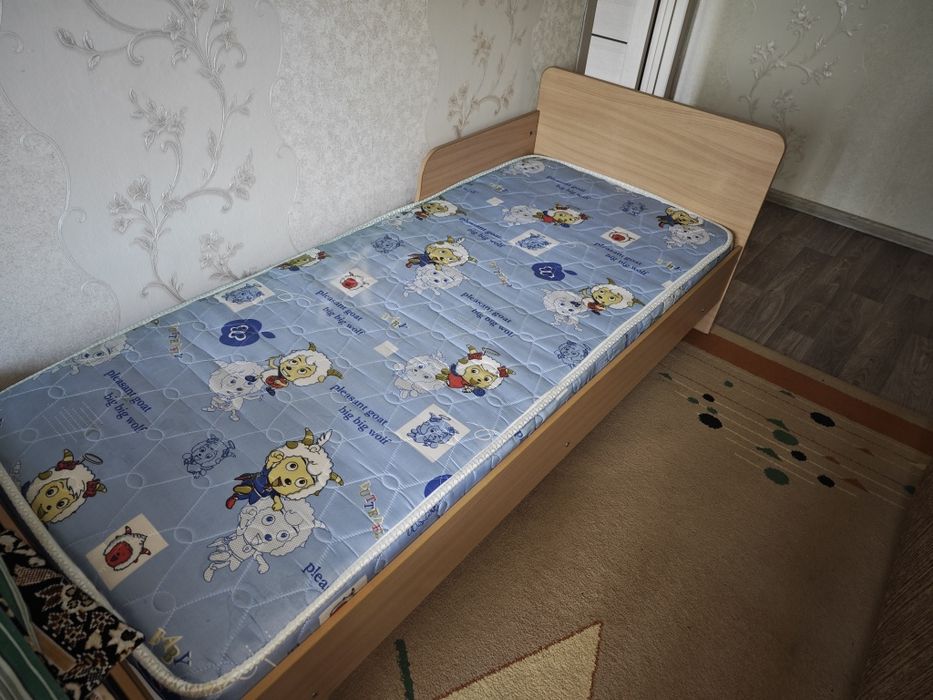 кровать б/у 200-80 см станция метро Москва