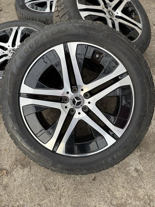 Mercedes Benz GLS GLE 275/50/20 зимни гуми