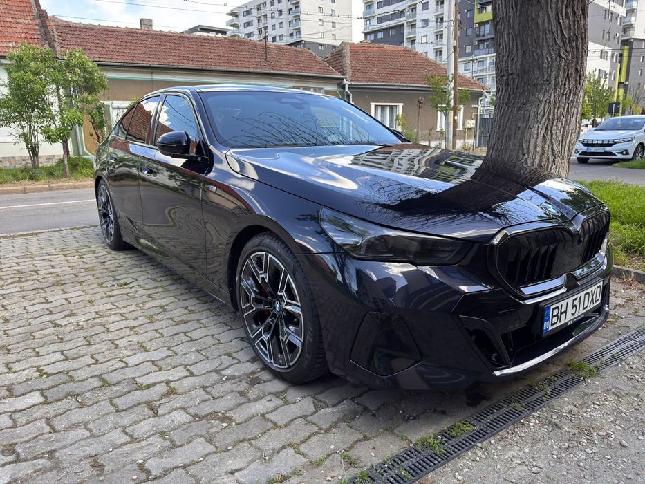 BMW Seria 5 M Sport Pro- Iconic - DriverAssist ParkingAssist Pro - TVA deductibil