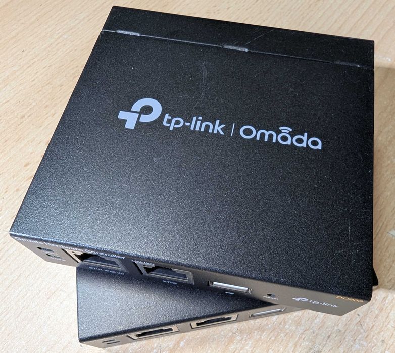 Omada OC200 Controler Hardware Dual-Core Cortex-A53, 1 GHz 1GB DDR3