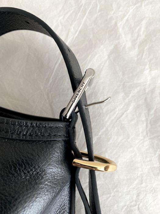 Geanta Givenchy Voyou 40 cm Premium